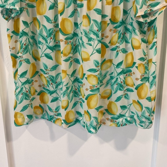 ELLE lemon print short sleeve blouse - Picture 3 of 10
